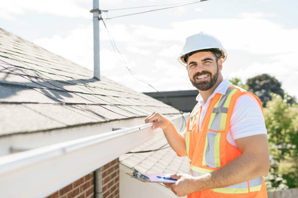 Best Roof Gutter Cleaning  in Clarksville, IN